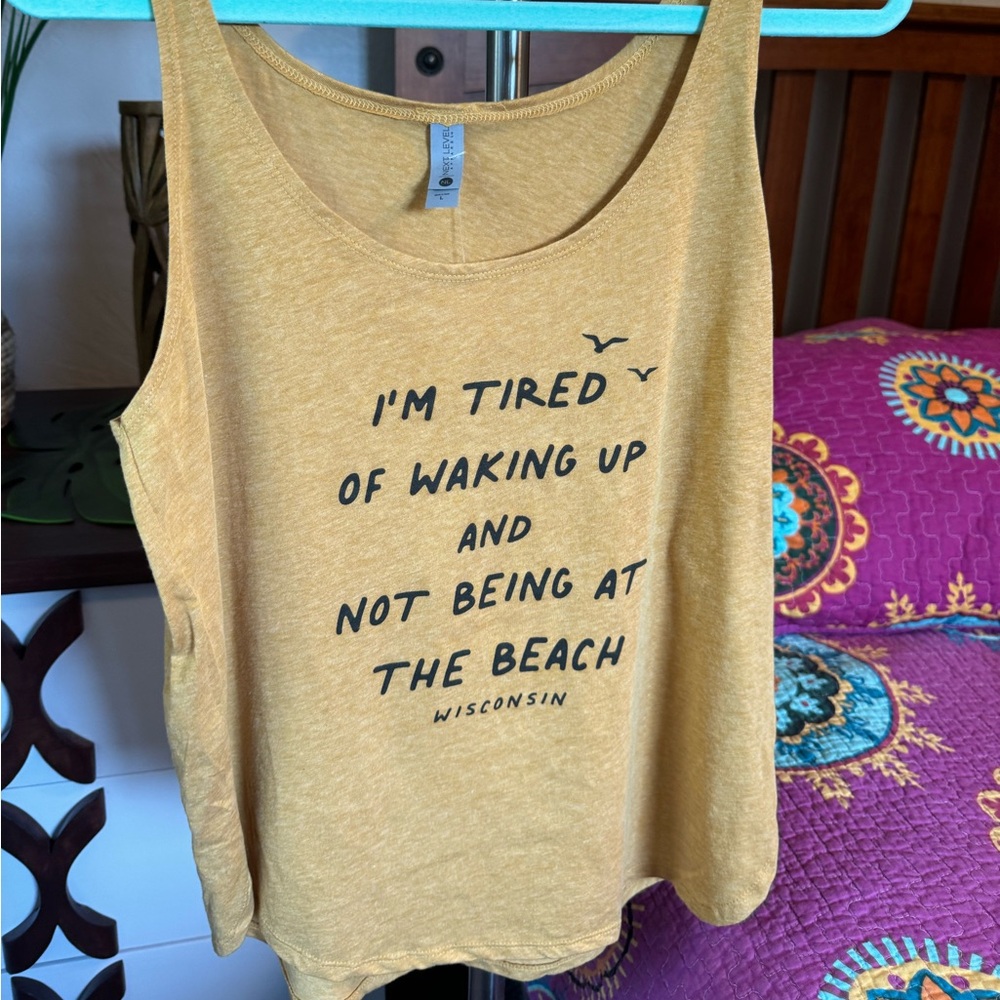 Beach tanktop large float